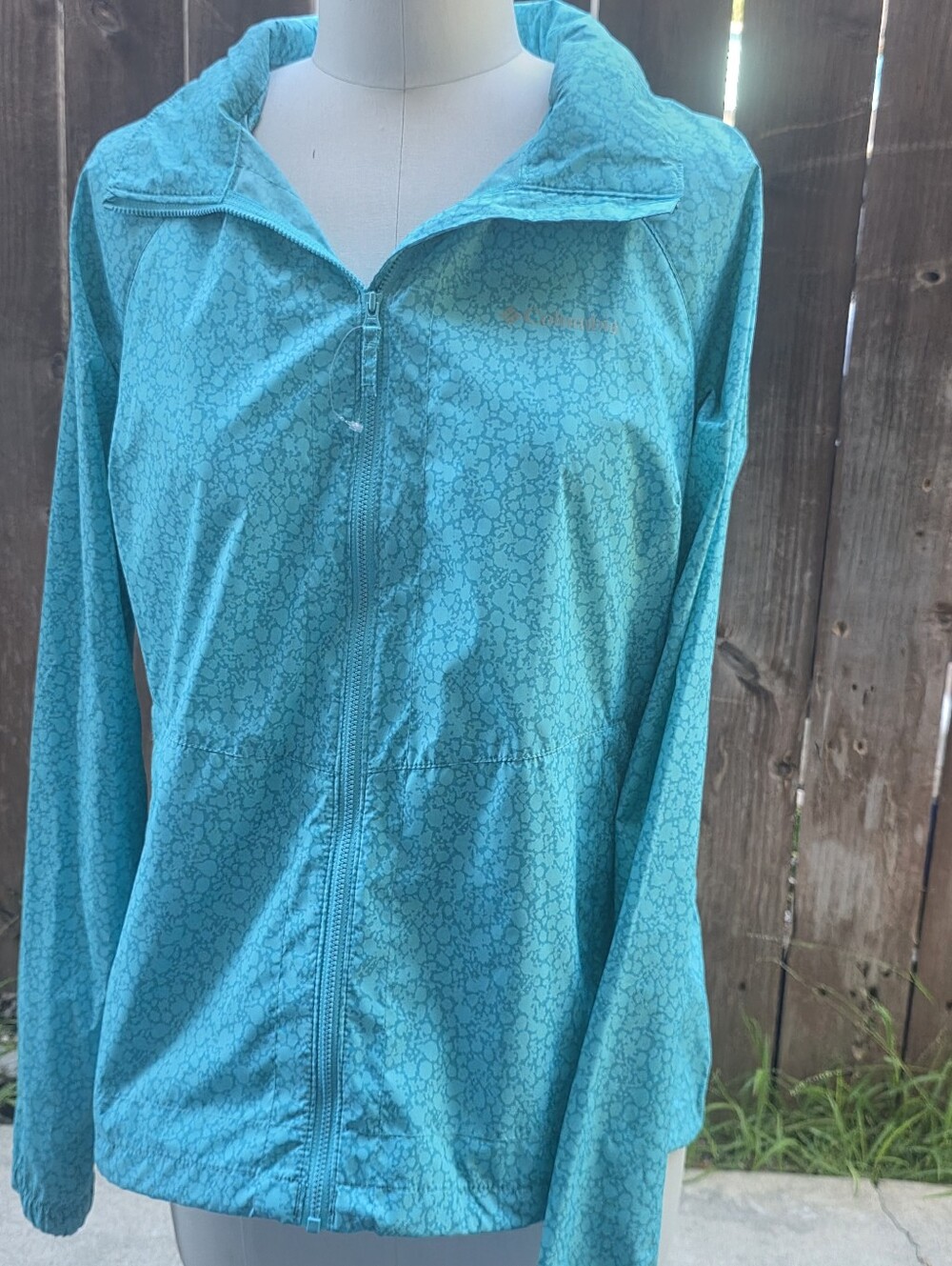Columbia Aqua Blue Patterned Shell Jacket - Picture 4 of 4